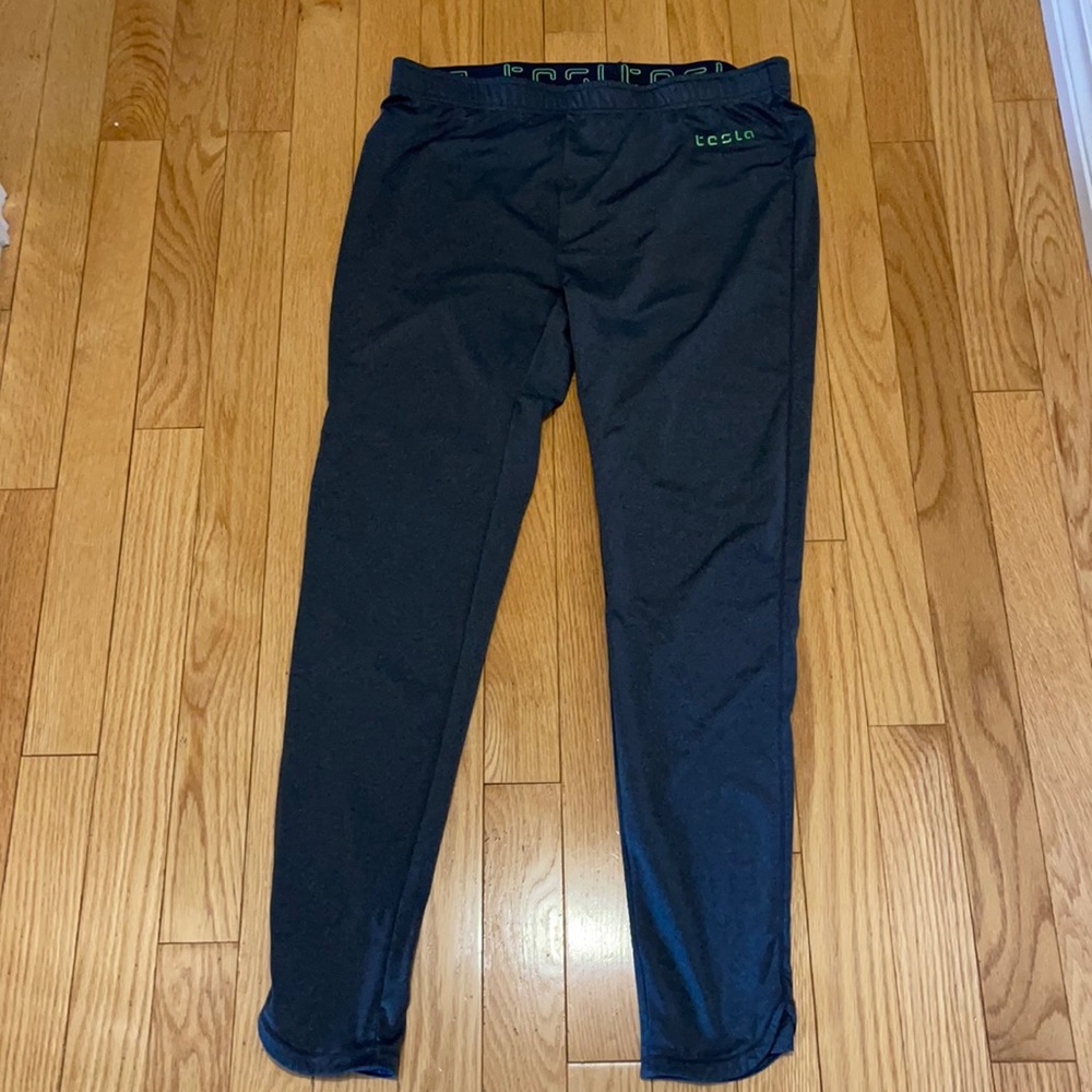 Tesla leggings size large runs smaller